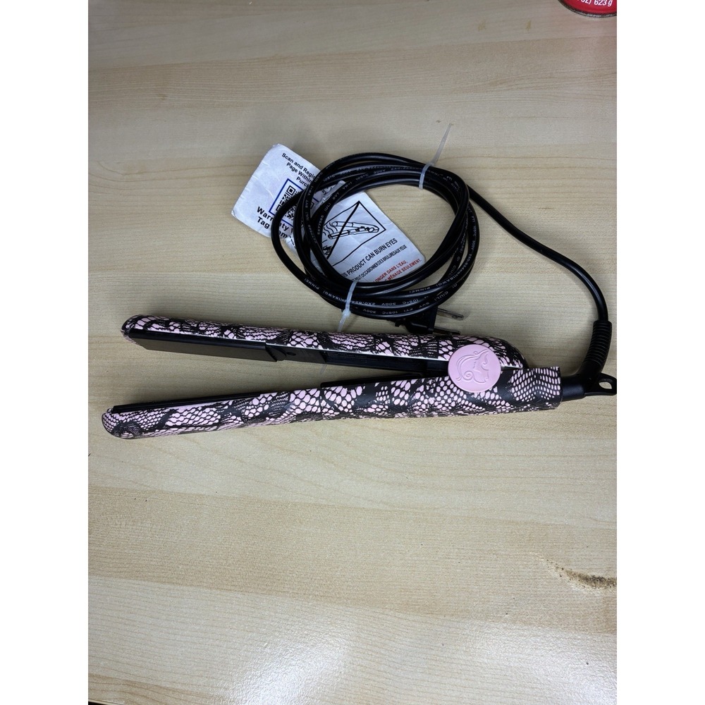 Pro Cabello Pink Flat Hair Iron Model S038B - Tested and Working Great Condition